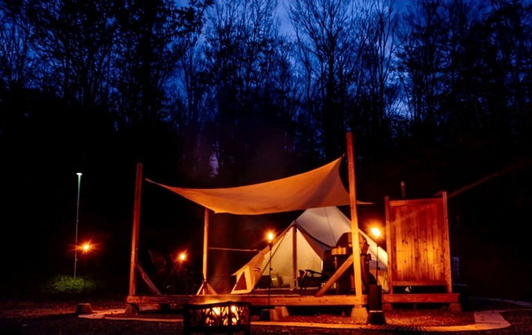 Pet-Friendly Bell Tent with Views of Taconic Mountains for a Great Escape in Nature in Petersburg, New York