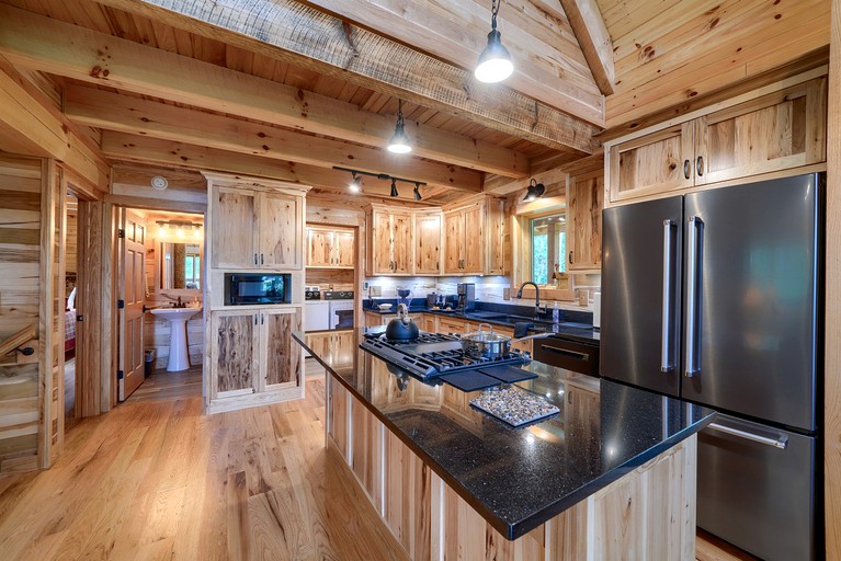 Cabins (United States of America, Logan, Ohio)