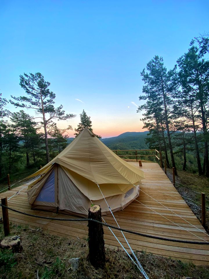 Remote Bell Tent with Private Deck and Views in Spain