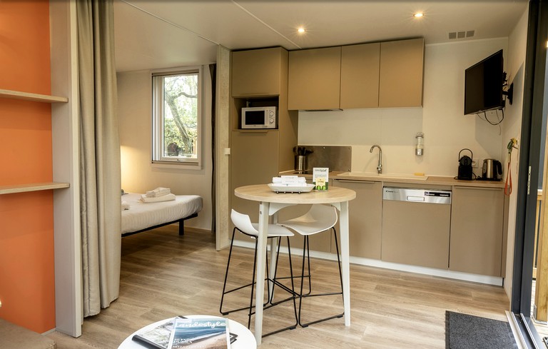 Cottages (France, Ondres, Nouvelle-Aquitaine)