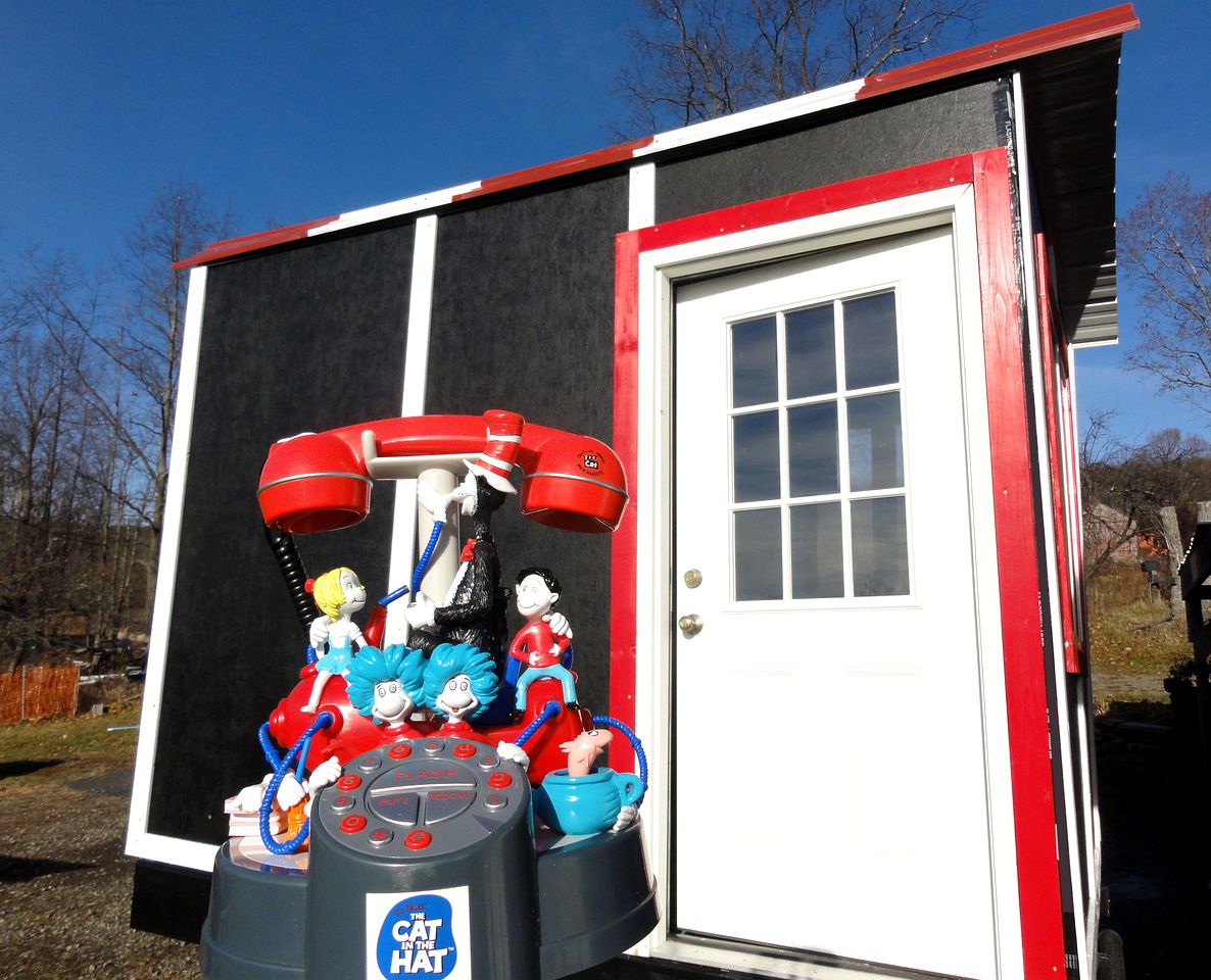 Cute Tiny House in Preston Hollow, NY - Amazing Glamping Destination for Two