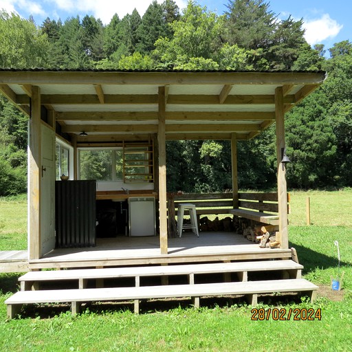 Cabins (New Zealand, Otorohanga, North Island)