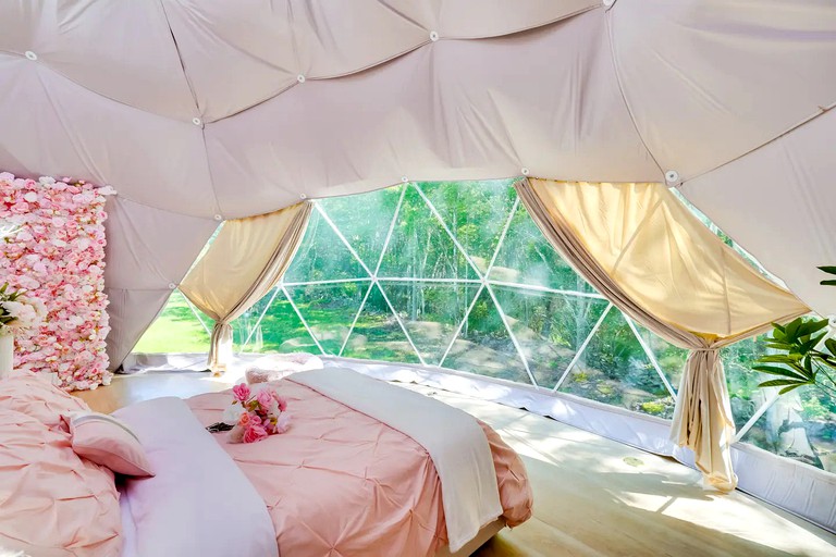 Domes (United States of America, Monticello, New York)