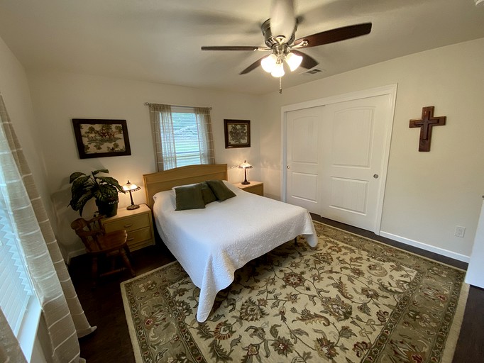 Cottage (United States of America, San Marcos, Texas)