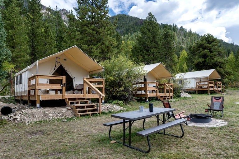 Tented Cabins (United States of America, Granby, Colorado)
