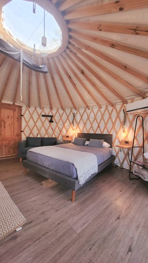 Yurts (Chile, --, Maule)