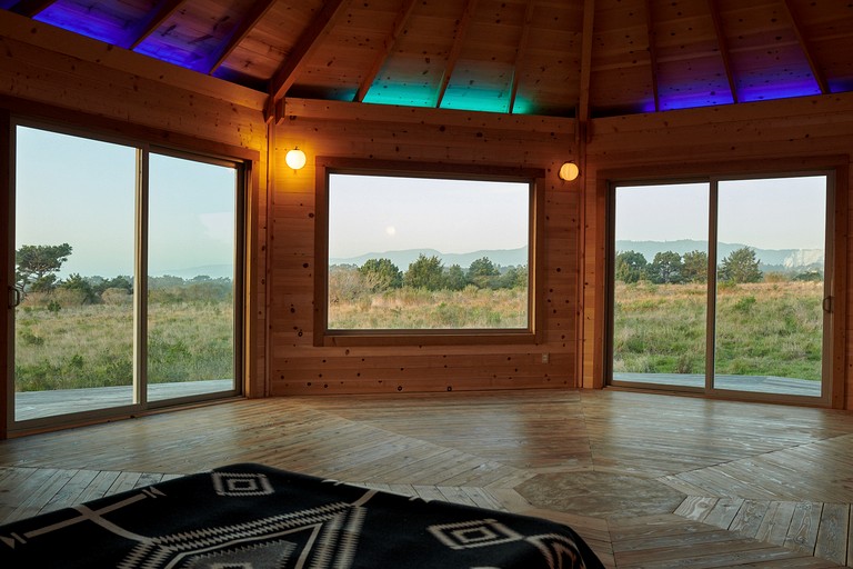 Cabins (United States of America, Point Arena, California)