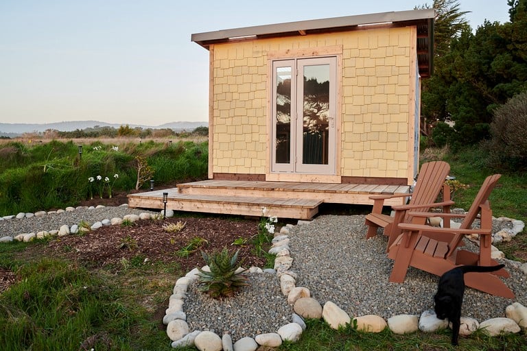 Cabins (United States of America, Point Arena, California)