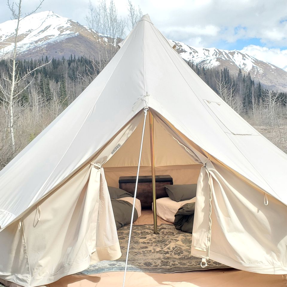 Bell Tents (United States of America, Anchorage, Alaska)