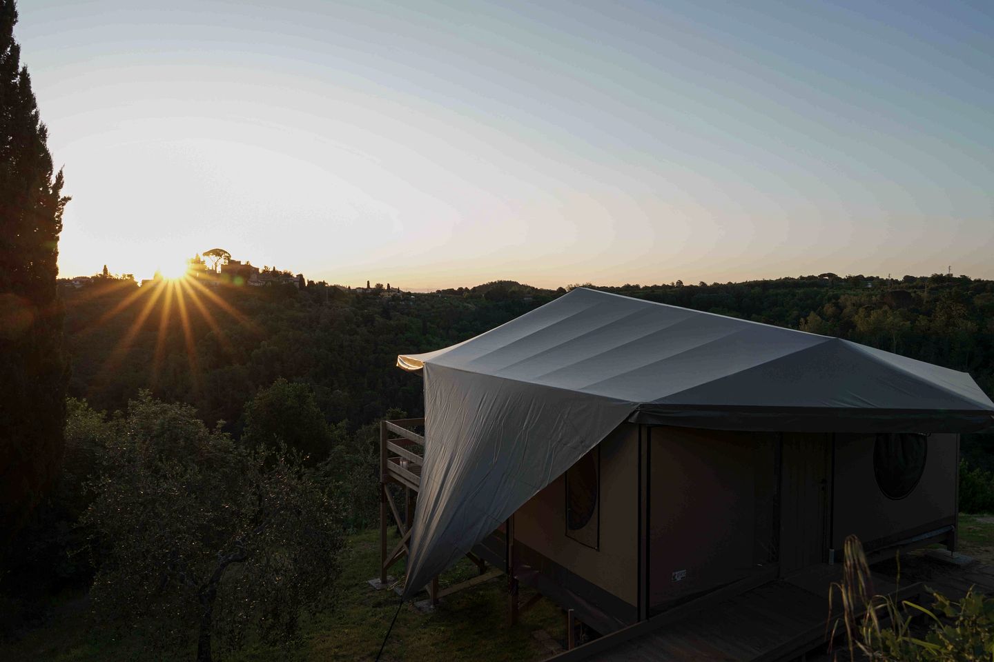 Amazing Safari Tent with Pool and Views in Italy