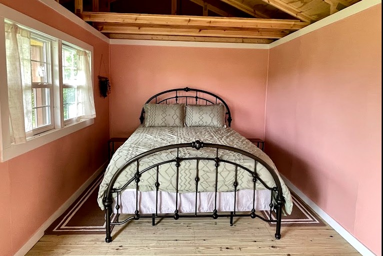 Cabins (United States of America, Oberlin, Ohio)