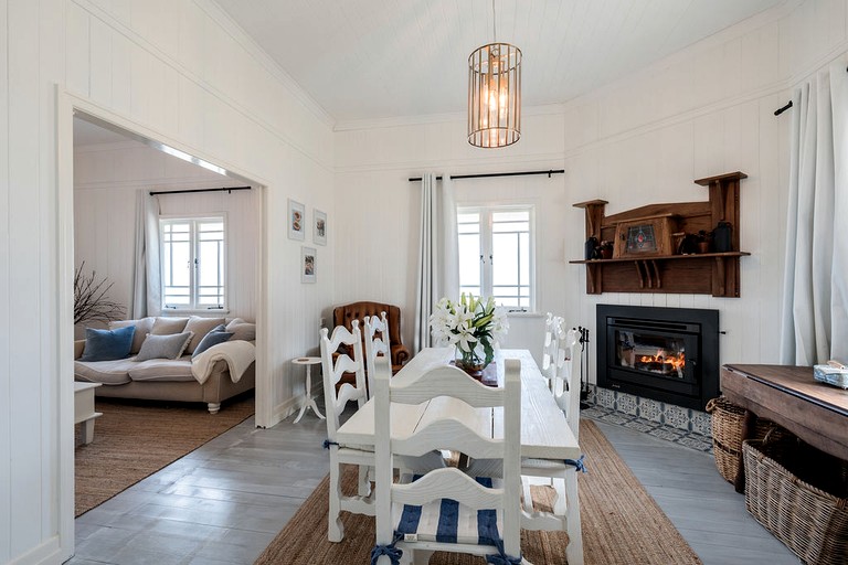 Cottages (Australia, Tenterfield, New South Wales)