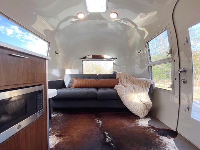 Airstreams (United States of America, Bristol, Texas)