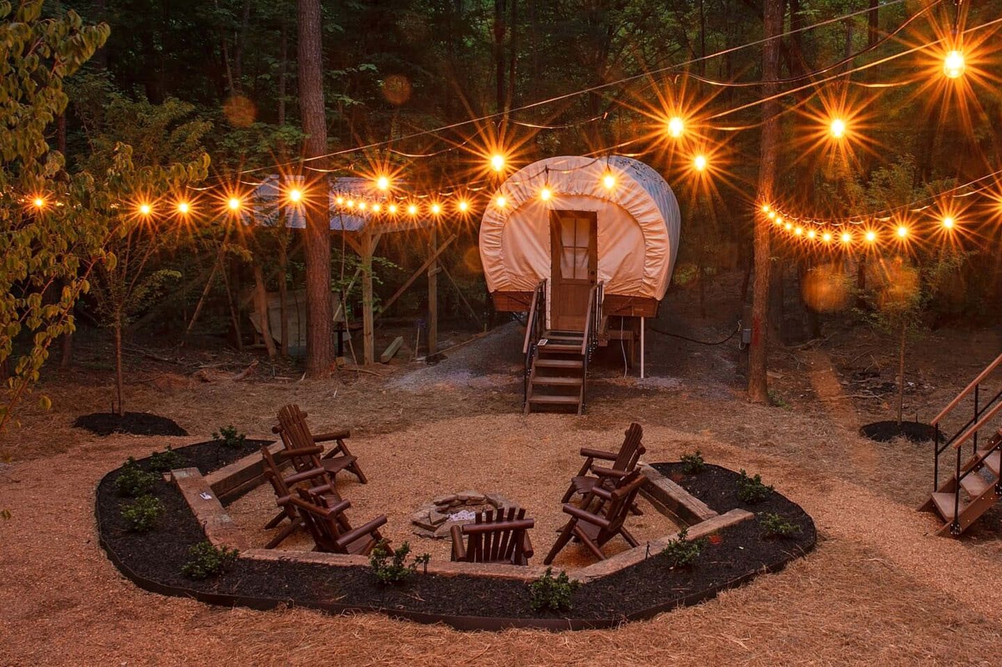 Wonderful Wagon Rental with Fire Pit Surrounded by Nature in Tennessee