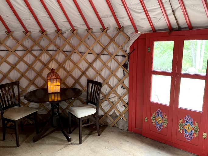 Yurts (Canada, --, Ontario)