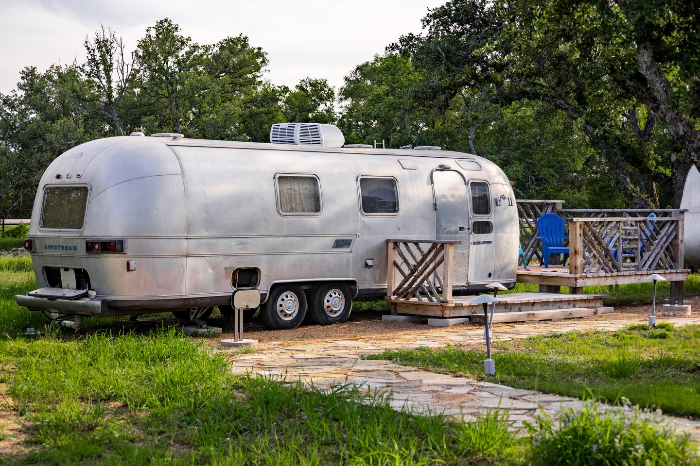 Newly Renovated Camper with Fresh Decor and Tiny Deck in Texas
