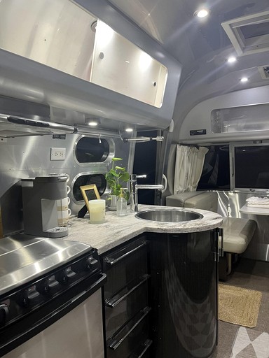Airstreams (United States of America, Leesville, South Carolina)