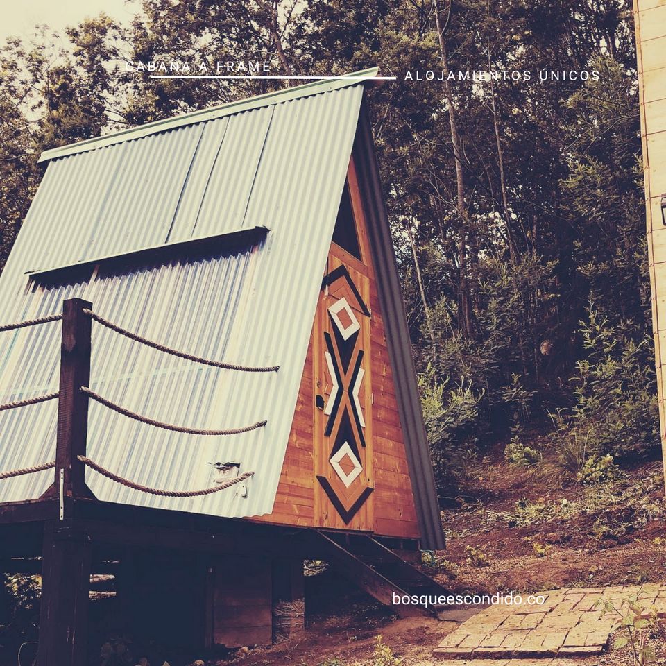 Sweet Tiny A-Frame Cabin with Amazing Mountain Views in Colombia