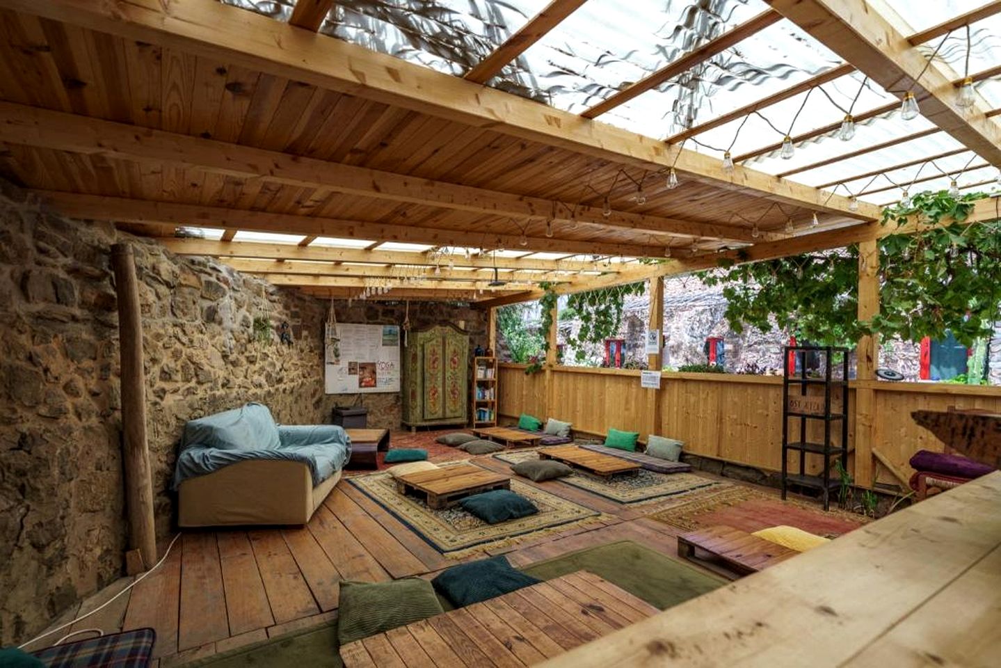 Quiet Rustic Studio with Warm and Relaxed Atmosphere in Faro District, Portugal