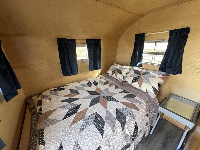 Caravans (United States of America, Joshua Tree, California)