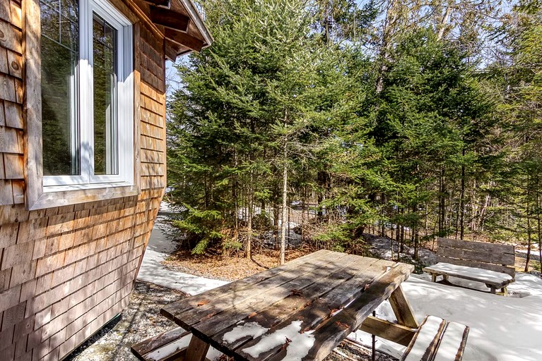Cabins (Canada, Harrington, Quebec)