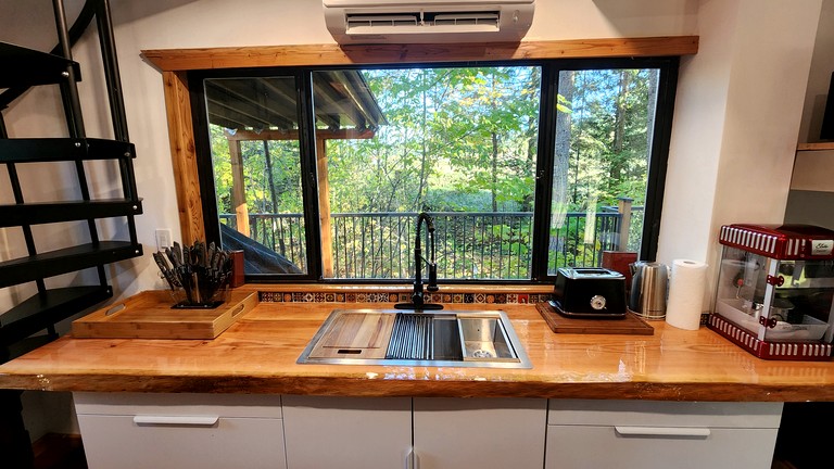 Vacation Rentals (Canada, Duncan, British Columbia)