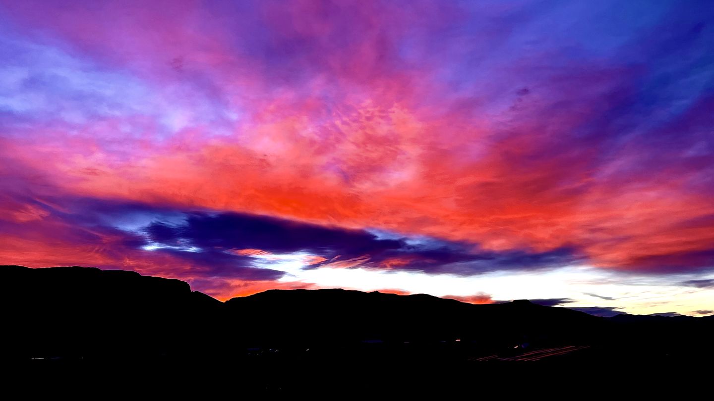 Scenic Off-Grid Glamping Camp with Private Chef & Starry Night Dining near Lincoln National Forest, Alamogordo, New Mexico
