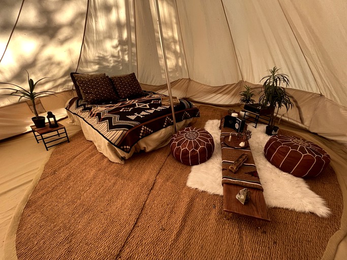 Bell Tents (United States of America, Manhattan, Kansas)