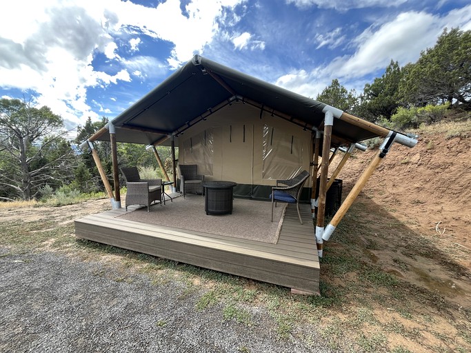 Safari Tents (United States of America, Collbran, Colorado)