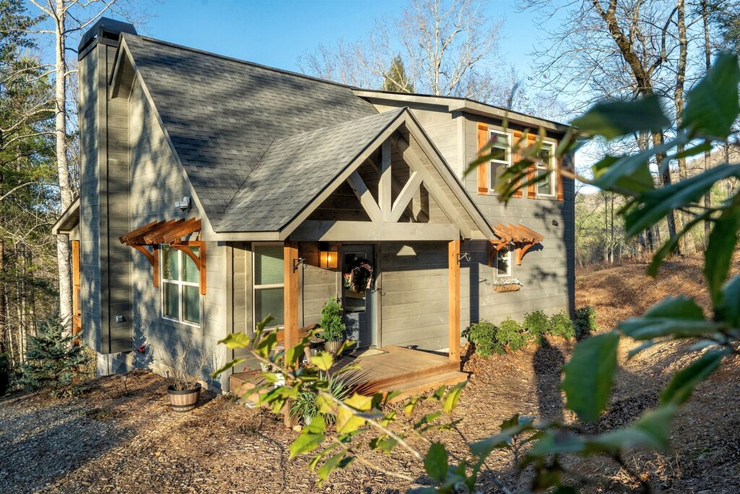 Peaceful Cabin for an Amazing Getaway in the North Georgia Mountains in Suches