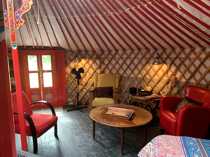 Yurts (Canada, --, Ontario)