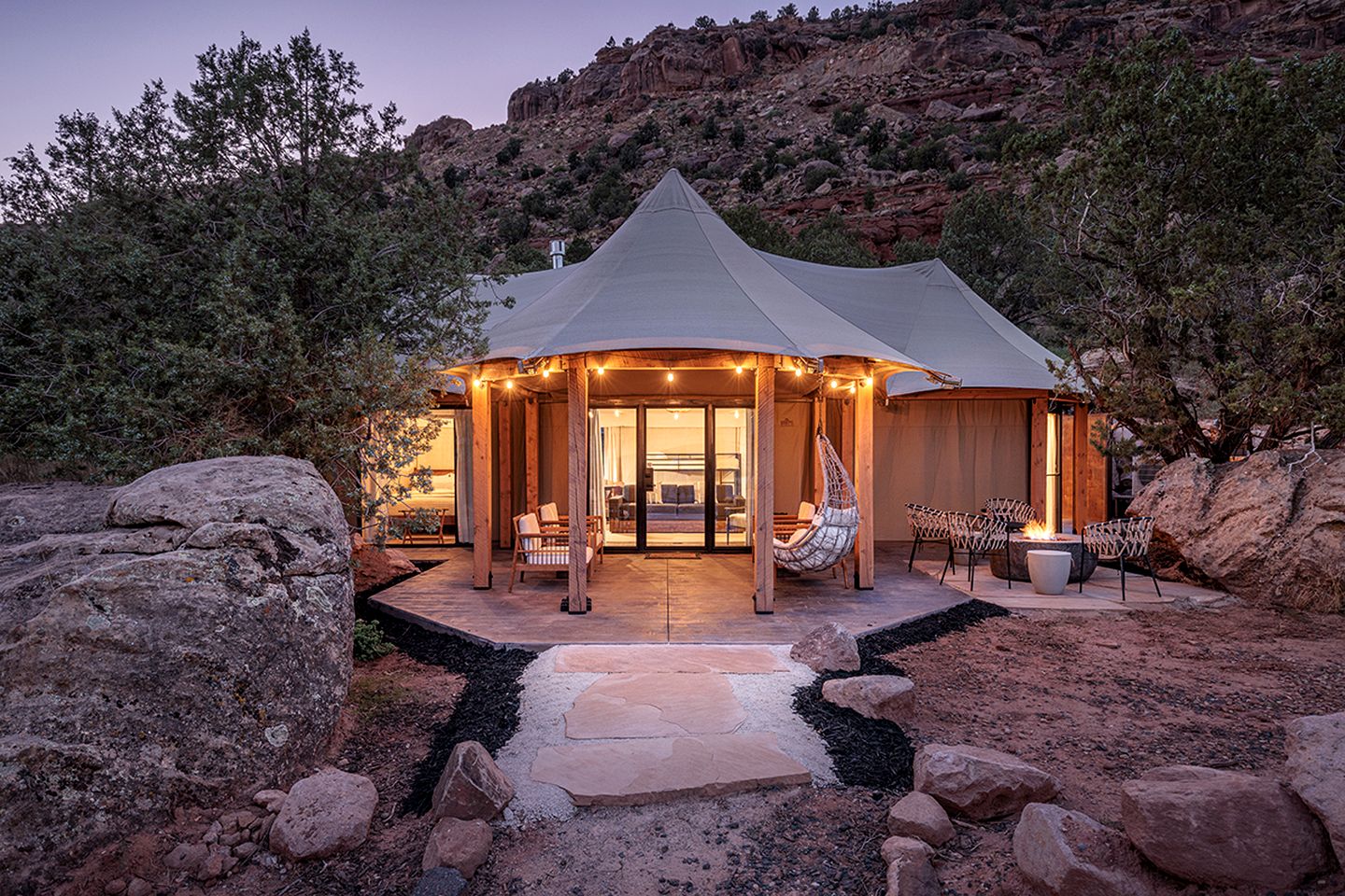 Beautiful Safari Tent with Incredible Scenery for a Unique Getaway near Zion National Park in Utah