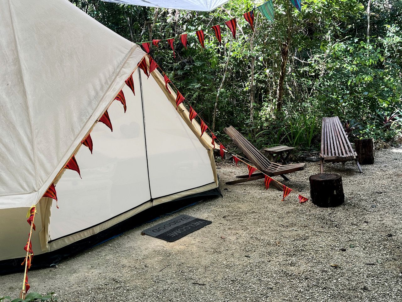Cozy Bell Tent for a Unique Family Glamping Getaway Surrounded by Nature in Quintana Roo, Mexico