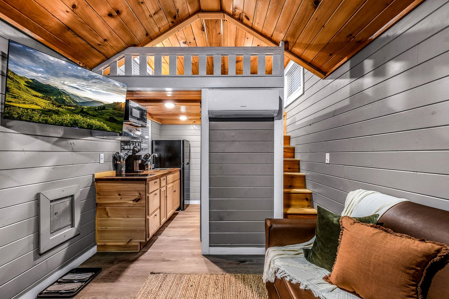 Tiny Houses (United States of America, Sevierville, Tennessee)