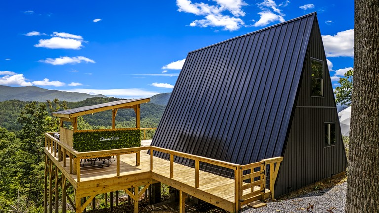 A-Frames (United States of America, Hartford, Tennessee)