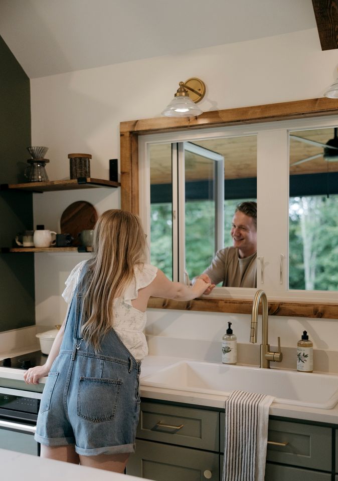 Cozy Tiny Cabin with Hot Tub near Fall Creek Falls for a Peaceful Romantic Escape in Tennessee