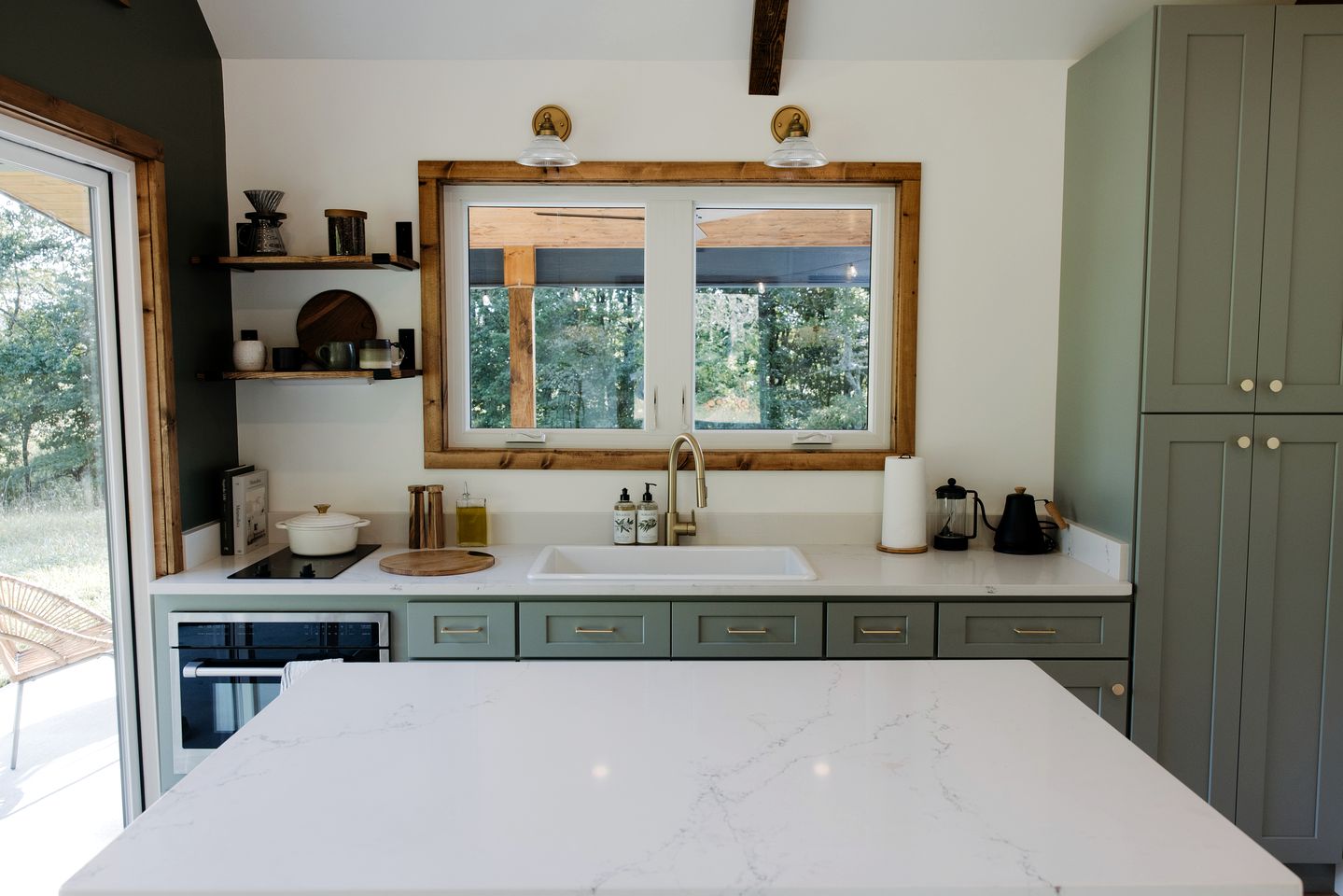 Cozy Tiny Cabin with Hot Tub near Fall Creek Falls for a Peaceful Romantic Escape in Tennessee