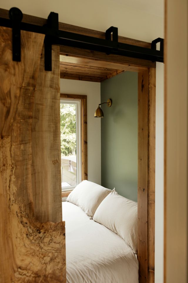 Cozy Tiny Cabin with Hot Tub near Fall Creek Falls for a Peaceful Romantic Escape in Tennessee