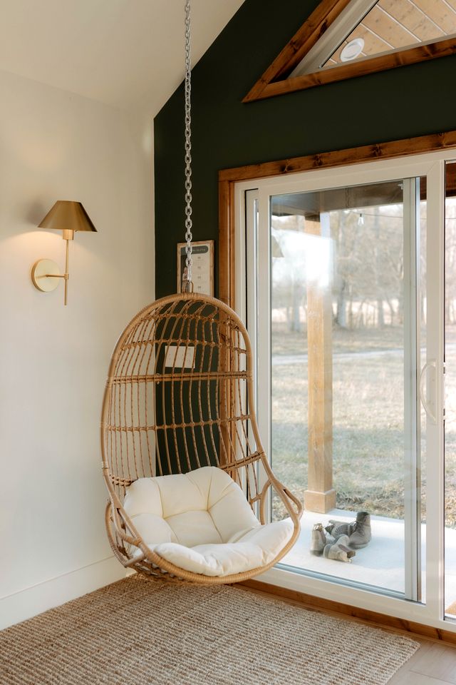 Cozy Tiny Cabin with Hot Tub near Fall Creek Falls for a Peaceful Romantic Escape in Tennessee