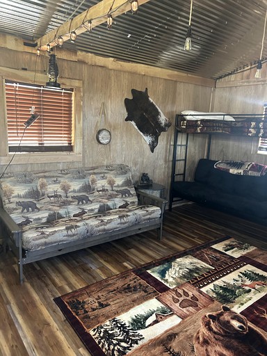 Cabins (United States of America, Anaconda, Montana)