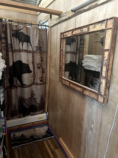 Cabins (United States of America, Anaconda, Montana)