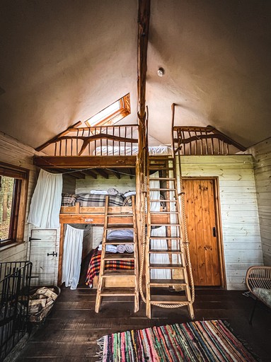 Cabins (United Kingdom, Ripon, England)