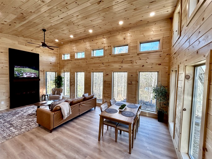 Log Cabins (United States of America, Sevierville, Tennessee)