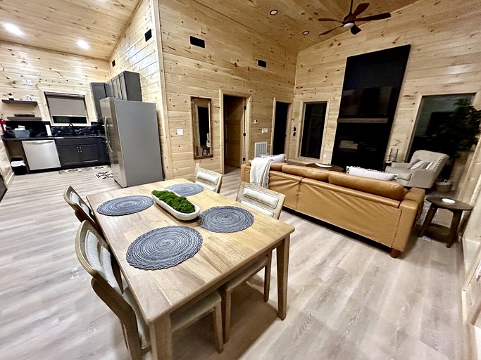 Log Cabins (United States of America, Sevierville, Tennessee)