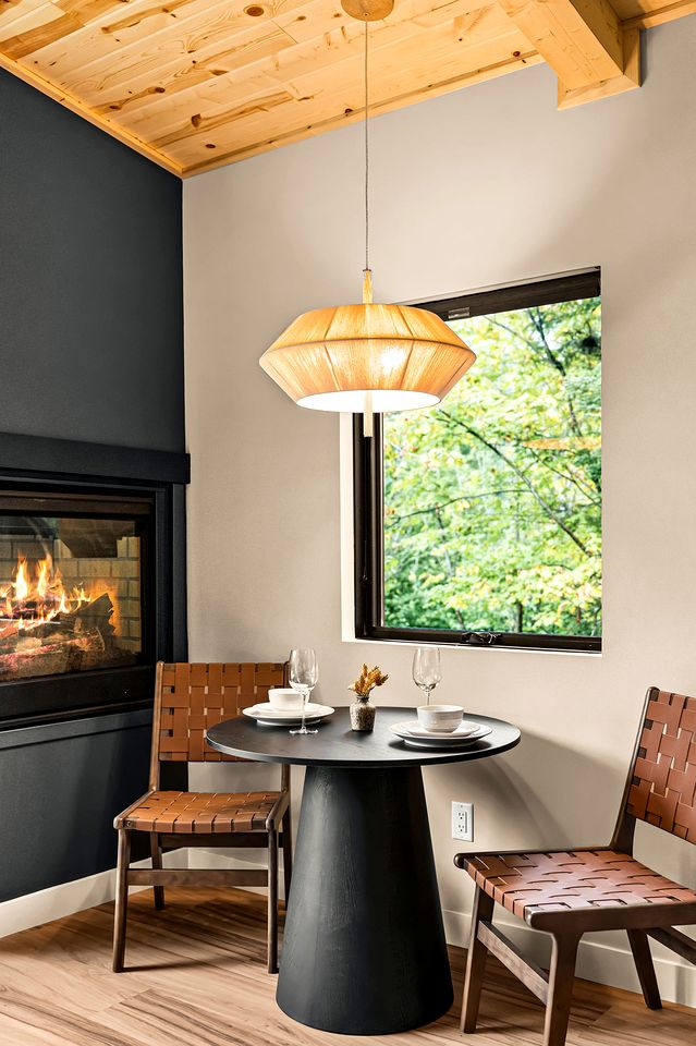 Gorgeous Cabin with Private Sauna for a Romantic Glamping Getaway in Duluth, Minnesota