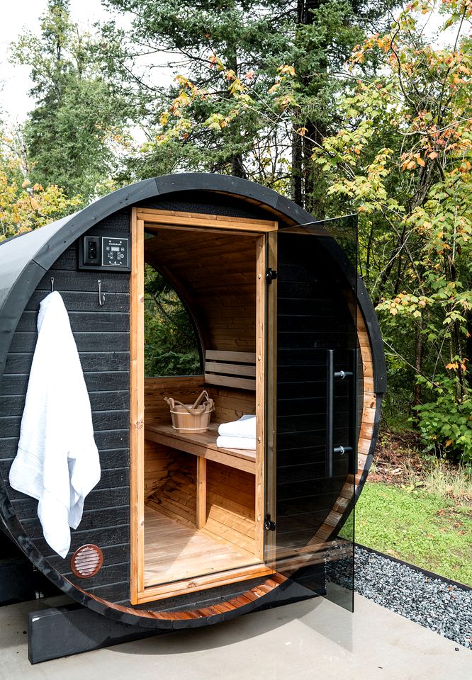 Gorgeous Cabin with Private Sauna for a Romantic Glamping Getaway in Duluth, Minnesota