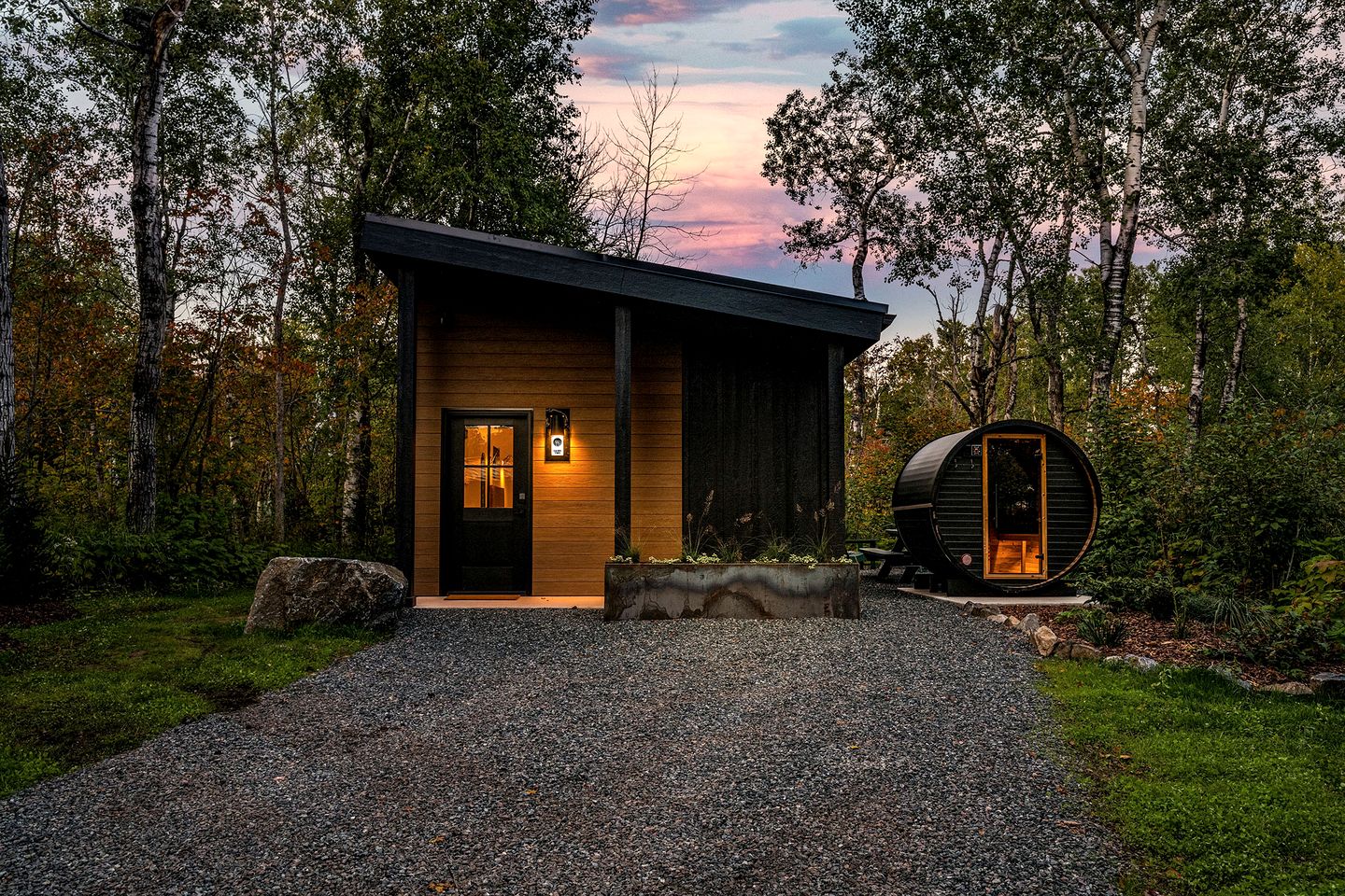 Gorgeous Cabin with Private Sauna for a Romantic Glamping Getaway in Duluth, Minnesota