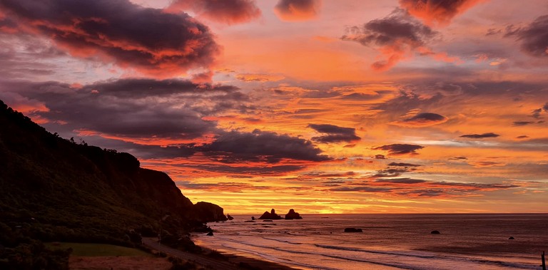 Beach Houses (New Zealand, --, --)