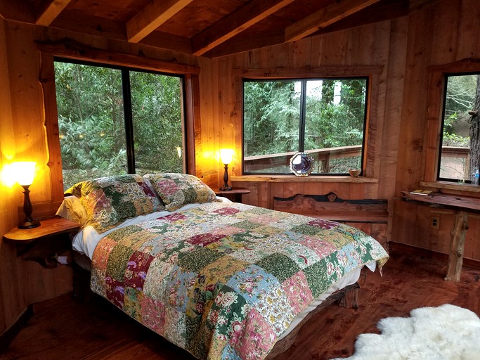 Tree Houses (United States of America, Bodega Bay, California)