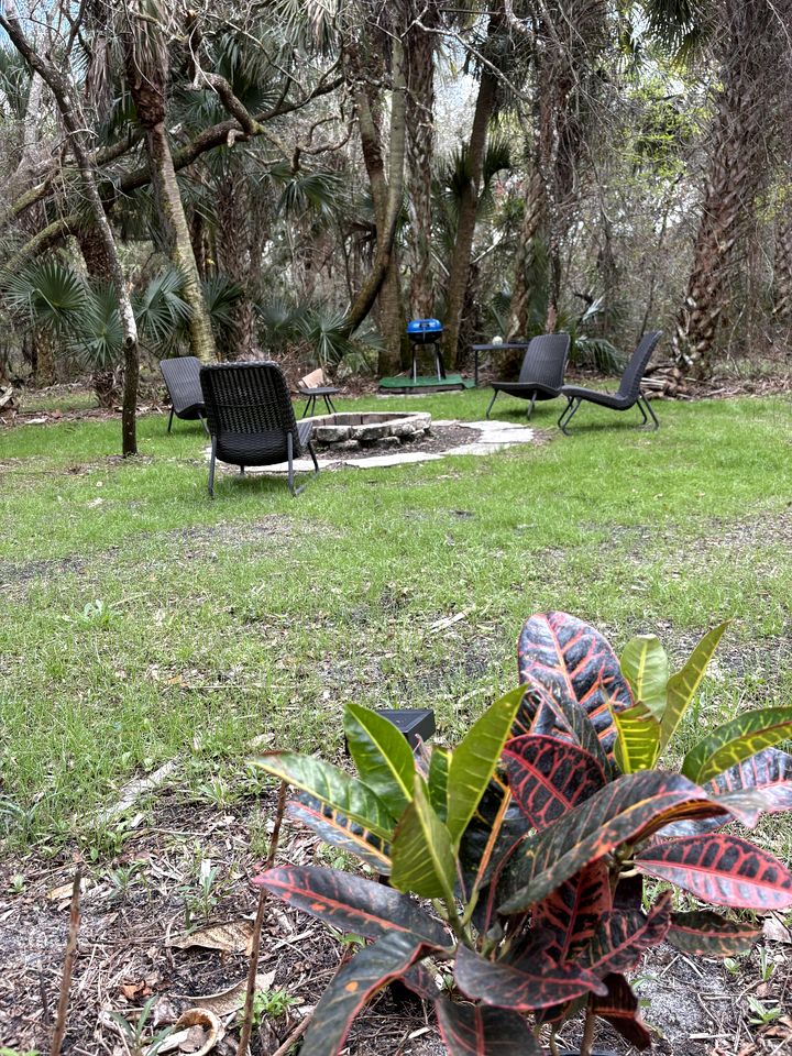 Secluded Off-the-Grid Cabin with Tropical Land Near Cocoa, Florida